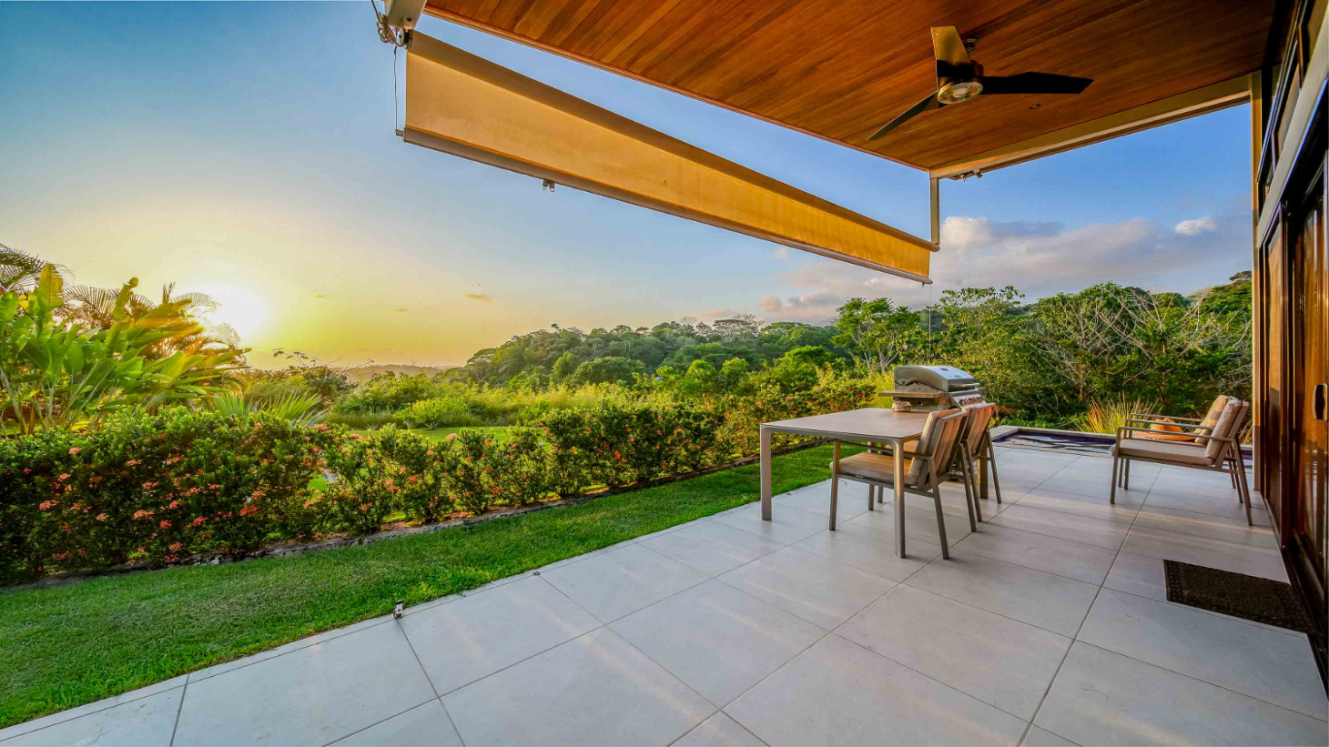 Guest House and Infinity Pool Ocean View Luxury Estate selected