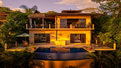 Canto Del Mar, Villa 3, Front Ridge Full Sunset Ocean and Jungle Views! image 1