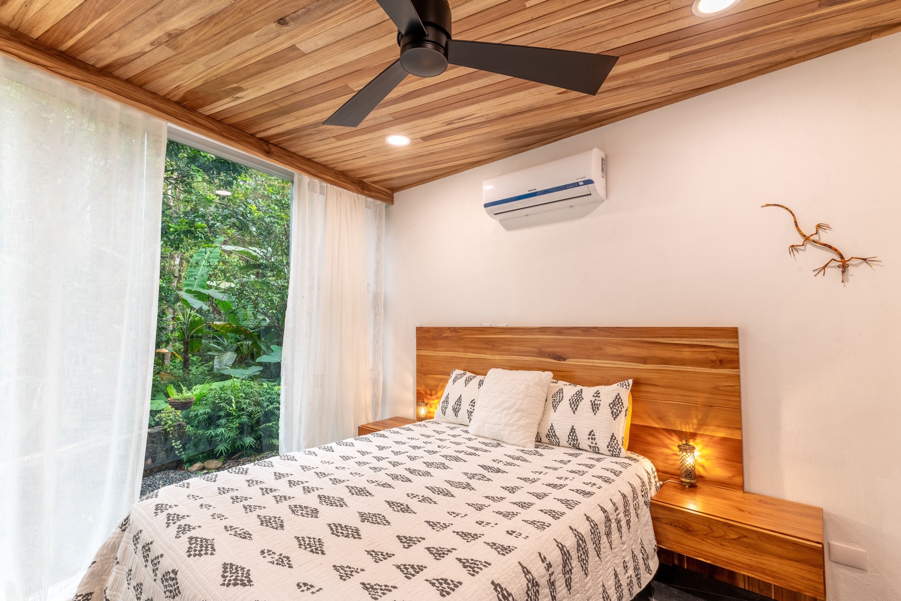 The Glass House: A Luxury Home for Sale in Ojochal, Costa Rica selected