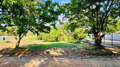 ZONED RESIDENTIAL / COMMERCIAL LOT IN COVETED LOCATION image 3