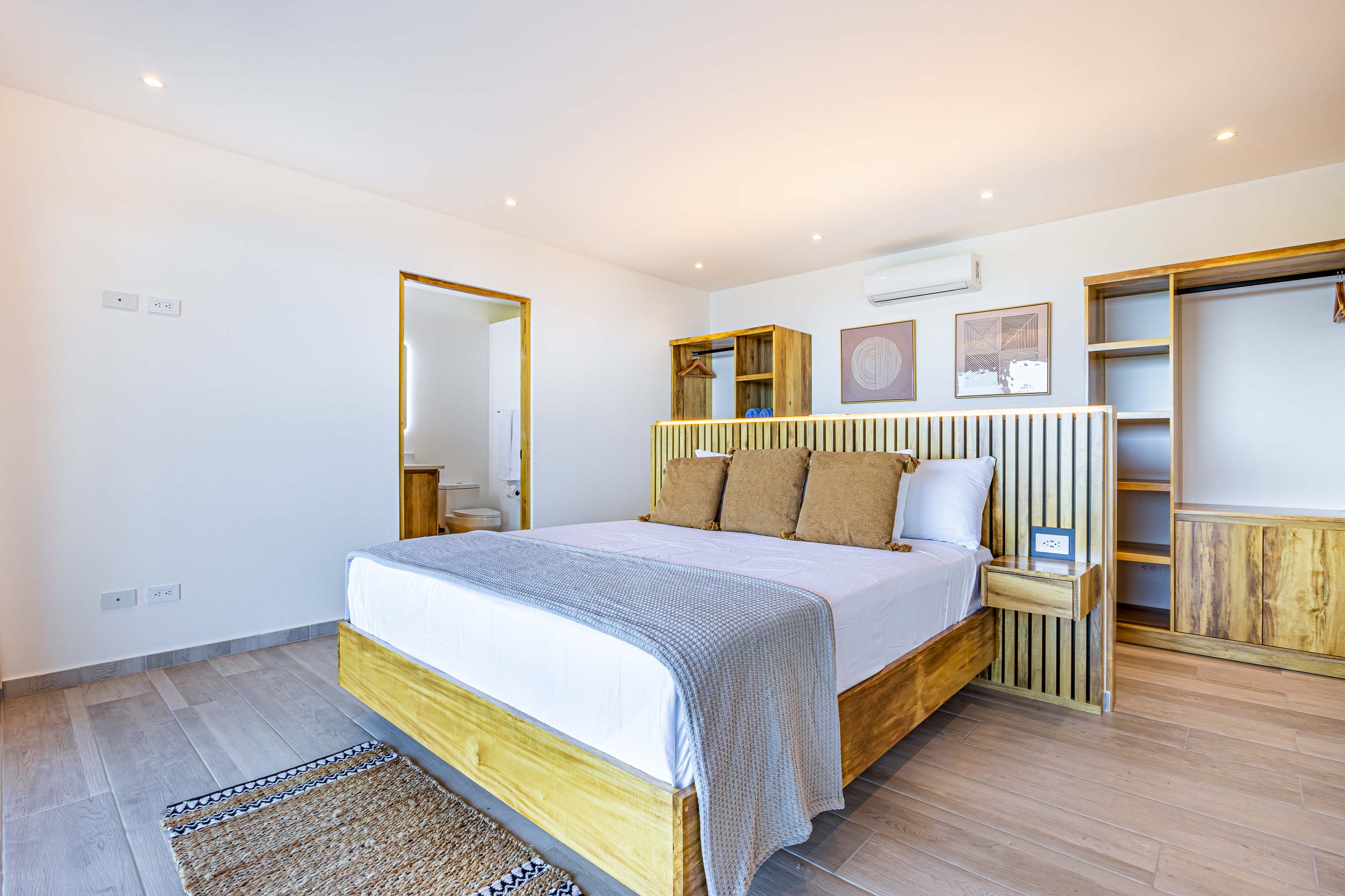 Exclusive Luxury Ocean-View Villa with Infinity Pool in Hatillo selected