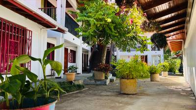 Turnkey Hotel With 24 Rooms, Pools & Restaurant - Prime Location in Golfito image 5