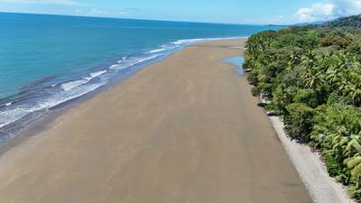 Private Beach Community | 1,708 m² Build-Ready Lot in Ballena image 4