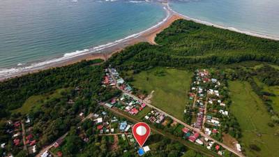 High-Potential Flat Lot in Strategic Bahía Ballena Location image 1