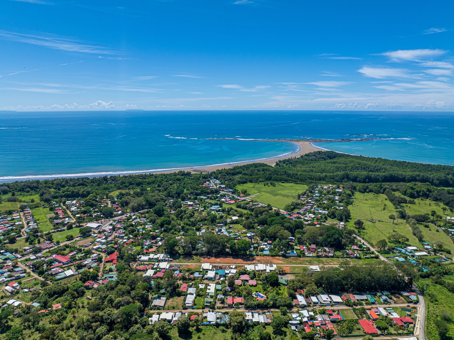 Tropical Modern Pool Residence Minutes from Marino Ballena National Park selected