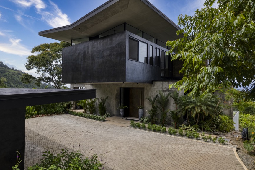 Modern Architectural Masterpiece in Costa Rica’s Southern Pacific selected