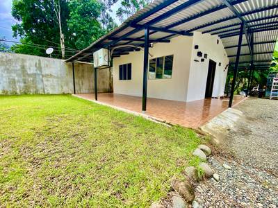 Charming Starter Home with Hobby Shop in Ojochal image 2