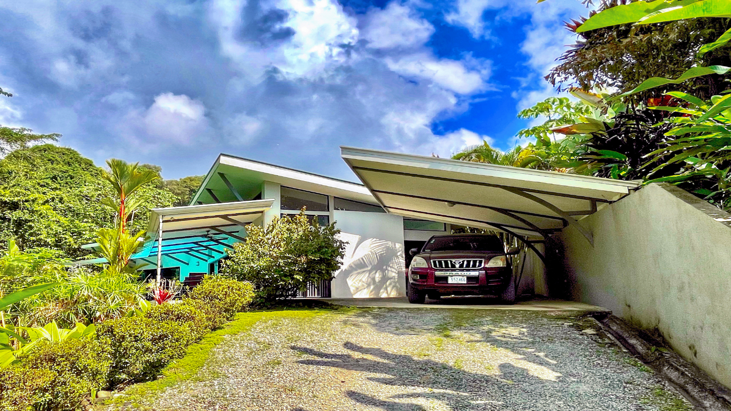 2.24 ACRES – 7 Bedrooms Ocean View Boutique Hotel With Two Pools, 5 Minutes to Uvita, Multiple Rental Options!! selected