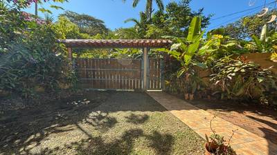 2 Bedroom Secure & Private Walk To River Home With Dip Pool!!! image 3
