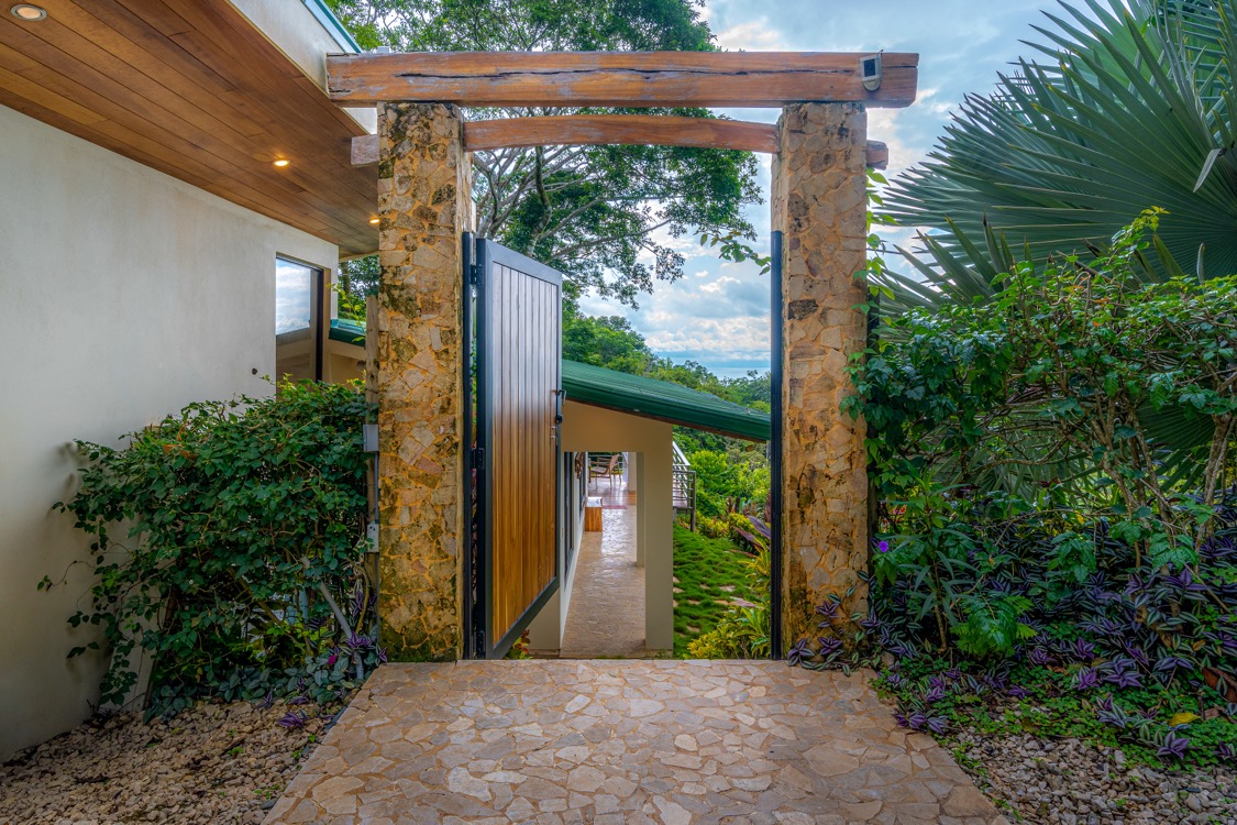 Luxury Multi-Home Estate in Escaleras Minutes from Dominical & Secluded Pacific Beaches selected