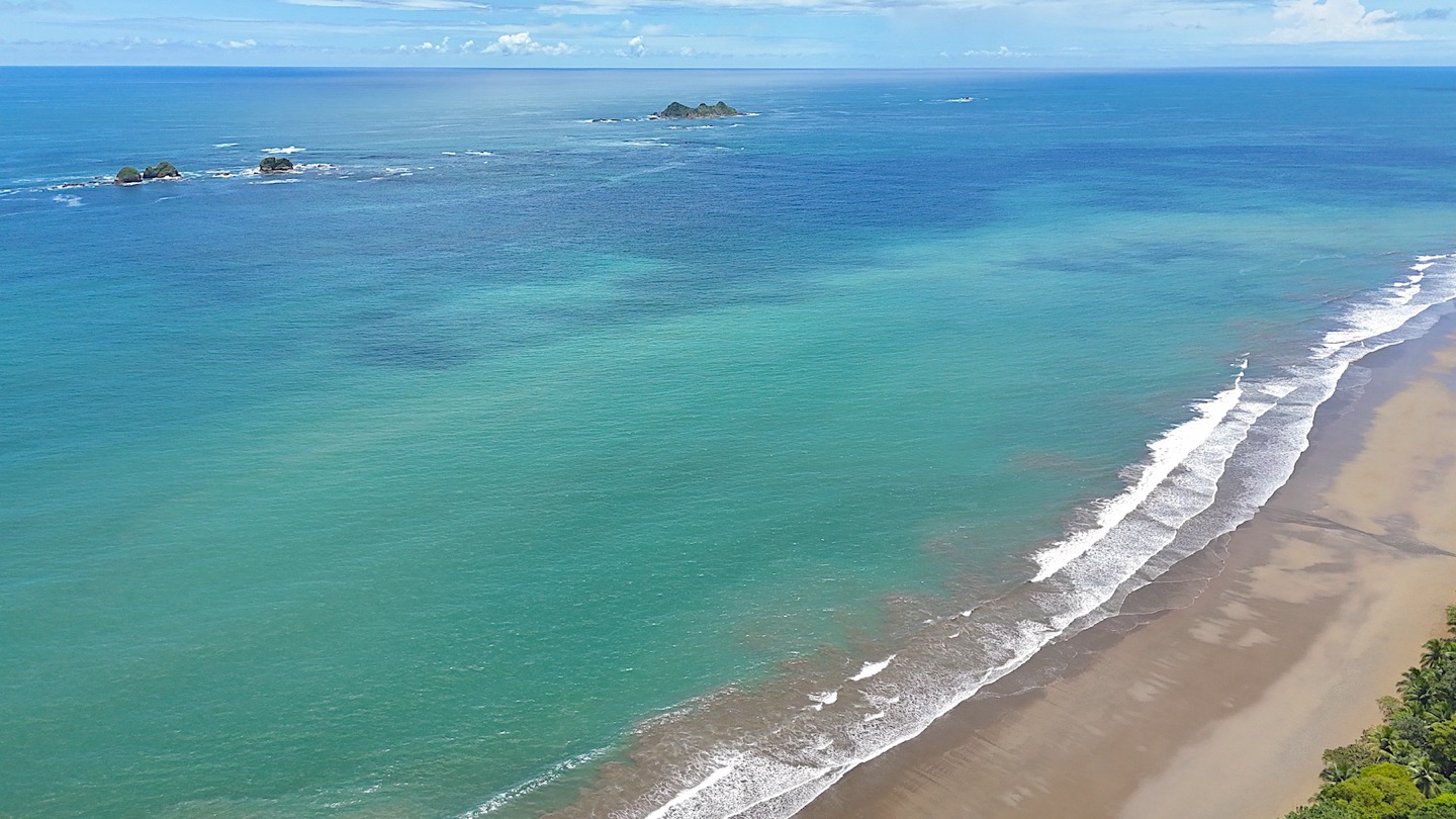 Elan Ground Floor 2-Bedroom Condo with Beach Access selected