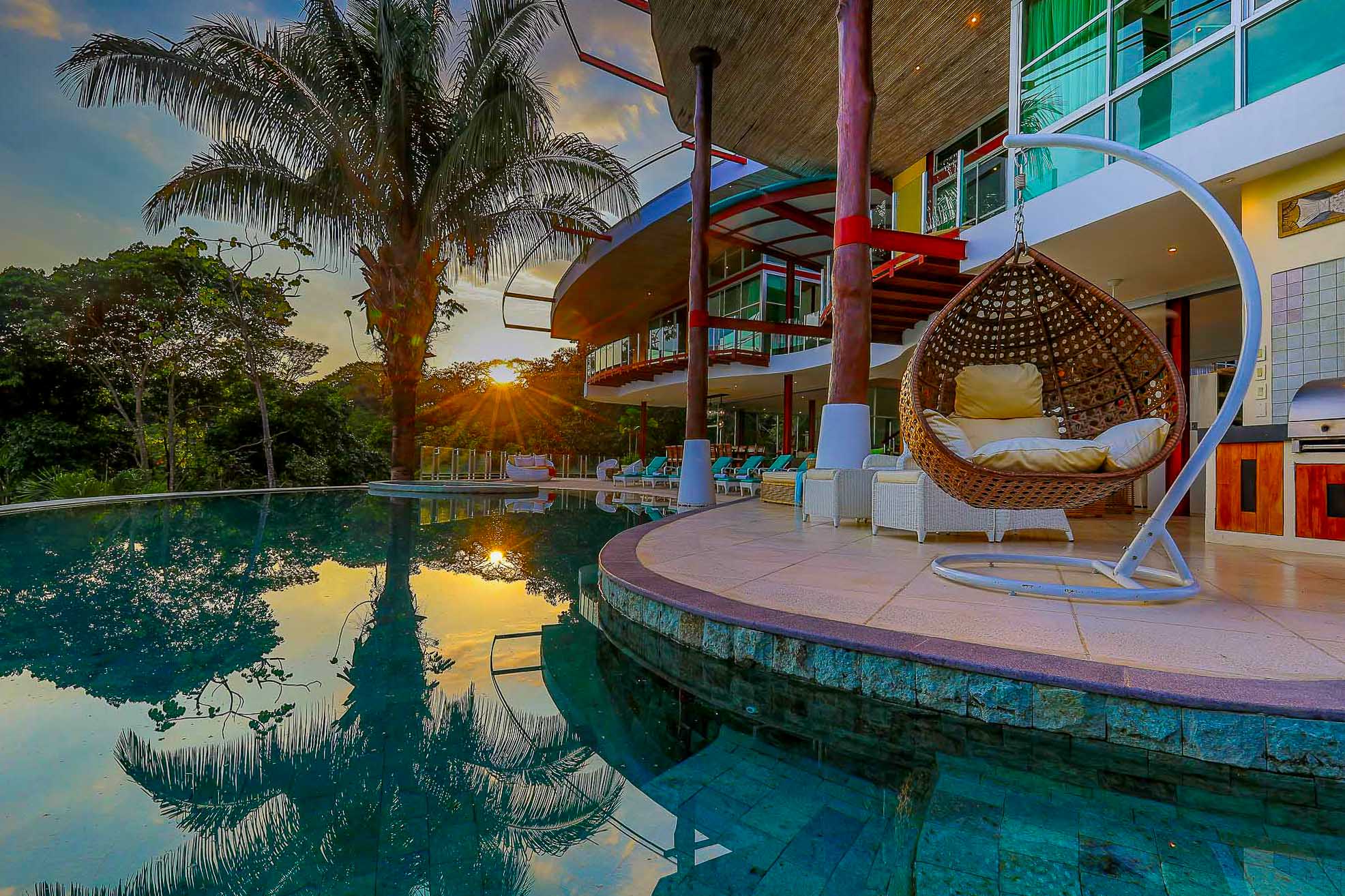 Luxury Mountain & Ocean View Villa in Manuel Antonio selected