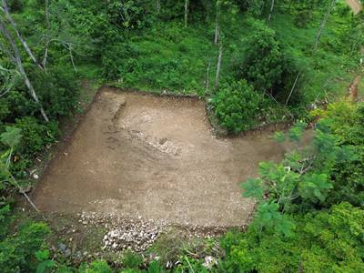 Exceptional Lot Offering Peace and Privacy in Ojochal image 1