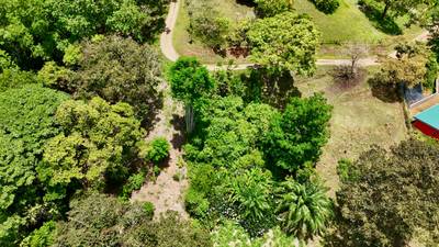 Tranquil neighbourhood mountain view lot in Ojochal, South Pacific, Cost Rica (Lot #1) image 3