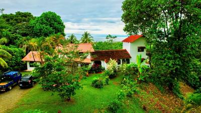 Iconic Ocean View Estate in Ojochal with 2 Guest Houses image 4