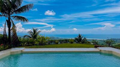 Dream Ocean View Property with Solar Power image 4