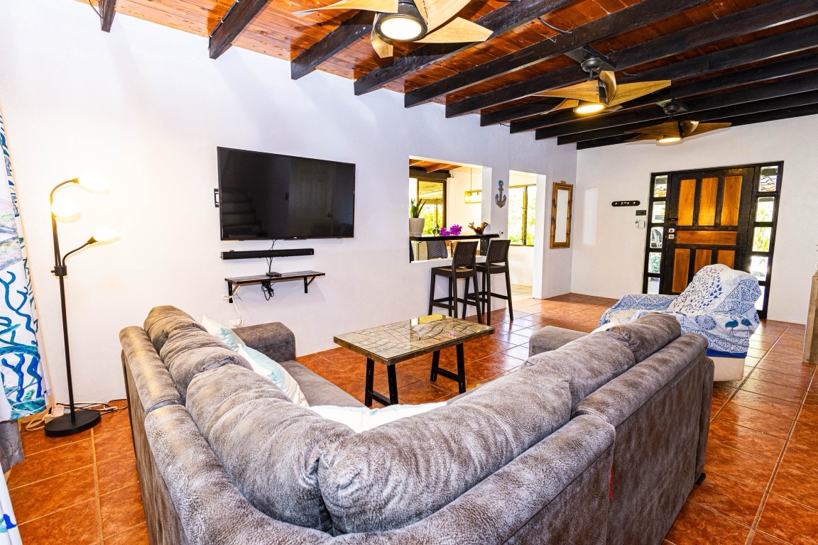 Exquisite Costa Rican Jungle Estate with Panoramic Ocean Views selected