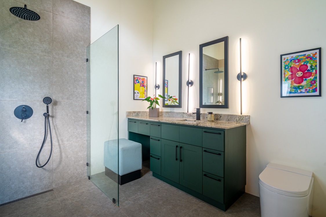 Villa Allamanda — Solar-Powered Luxury Retreat with Ocean Views in the Mountains of Tres Ríos selected