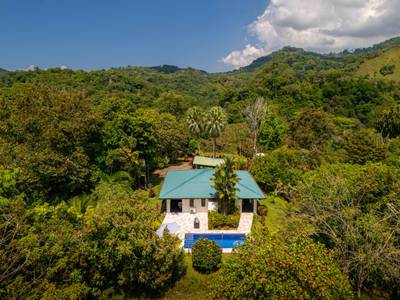 Turnkey Mountain-View Retreat in Tres Ríos with Expansion Potential image 2
