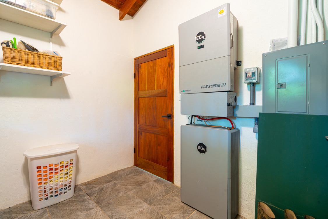 Villa Allamanda — Solar-Powered Luxury Retreat with Ocean Views in the Mountains of Tres Ríos selected