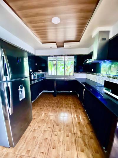 Charming Starter Home with Hobby Shop in Ojochal image 3