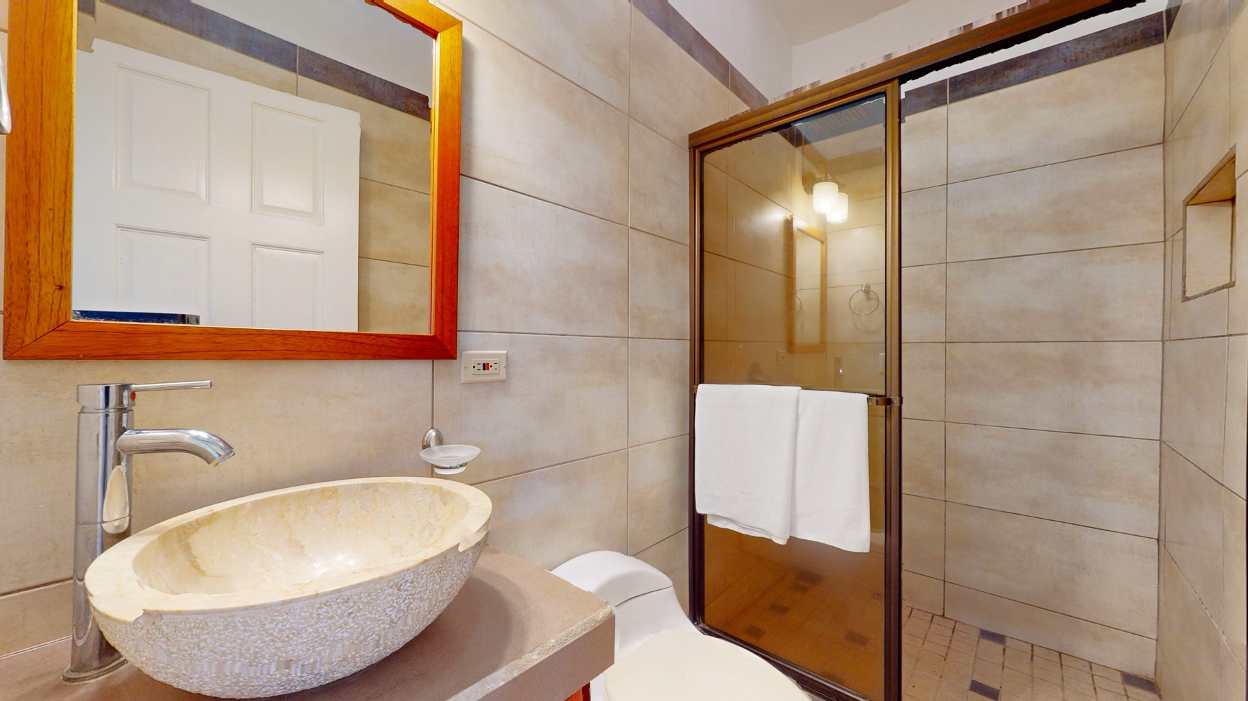 Charming 3 Bedroom Home with Lush Garden Acreage and Pocket Ocean View selected