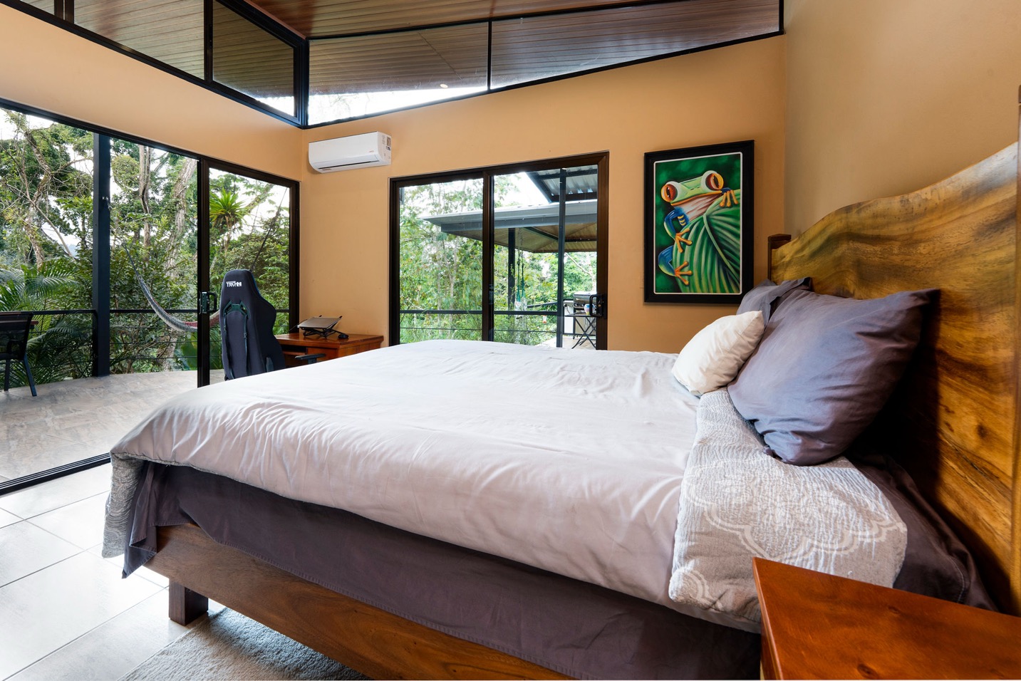 Two Modern Homes with Mountain View, Creek Access, and Multiple Building Sites in Tumbas, Tinamastes selected