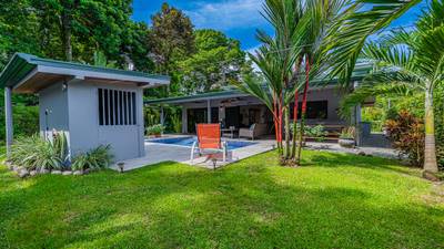 Home Near Downtown Uvita with Private Forest and Creek image 5
