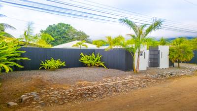 Income Ready Boutique Investment near Whale's Tail Beach image 4