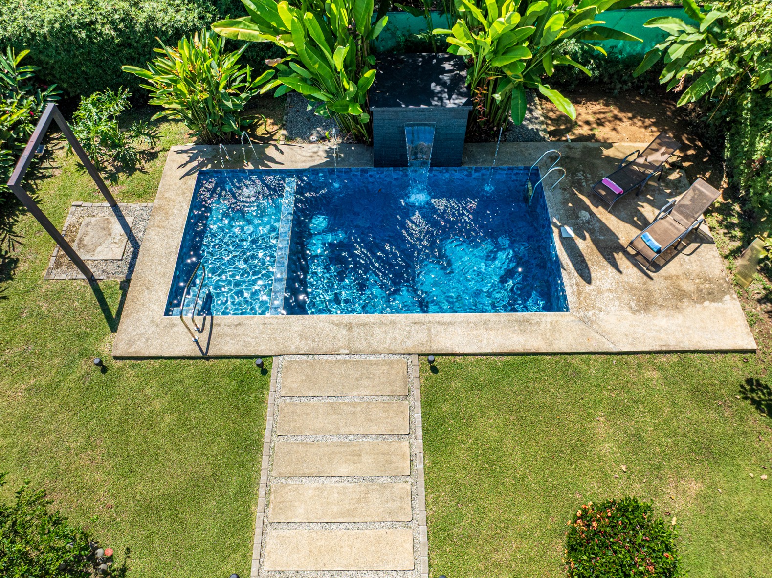 Tropical Modern Pool Residence Minutes from Marino Ballena National Park selected