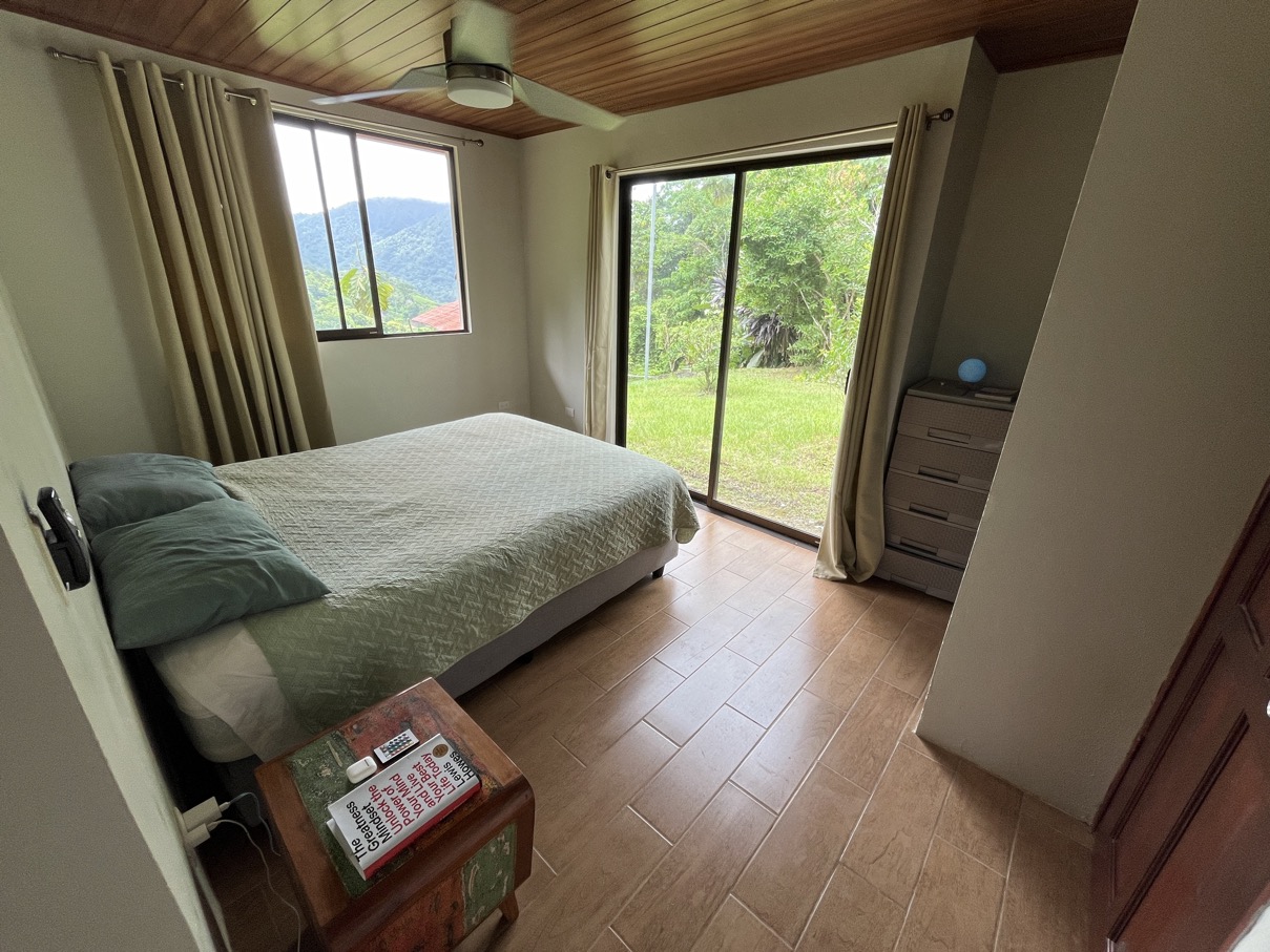 Charming Mountain Retreat in Vergel de Osa – Minutes from Ojochal, Beaches, and Waterfalls selected