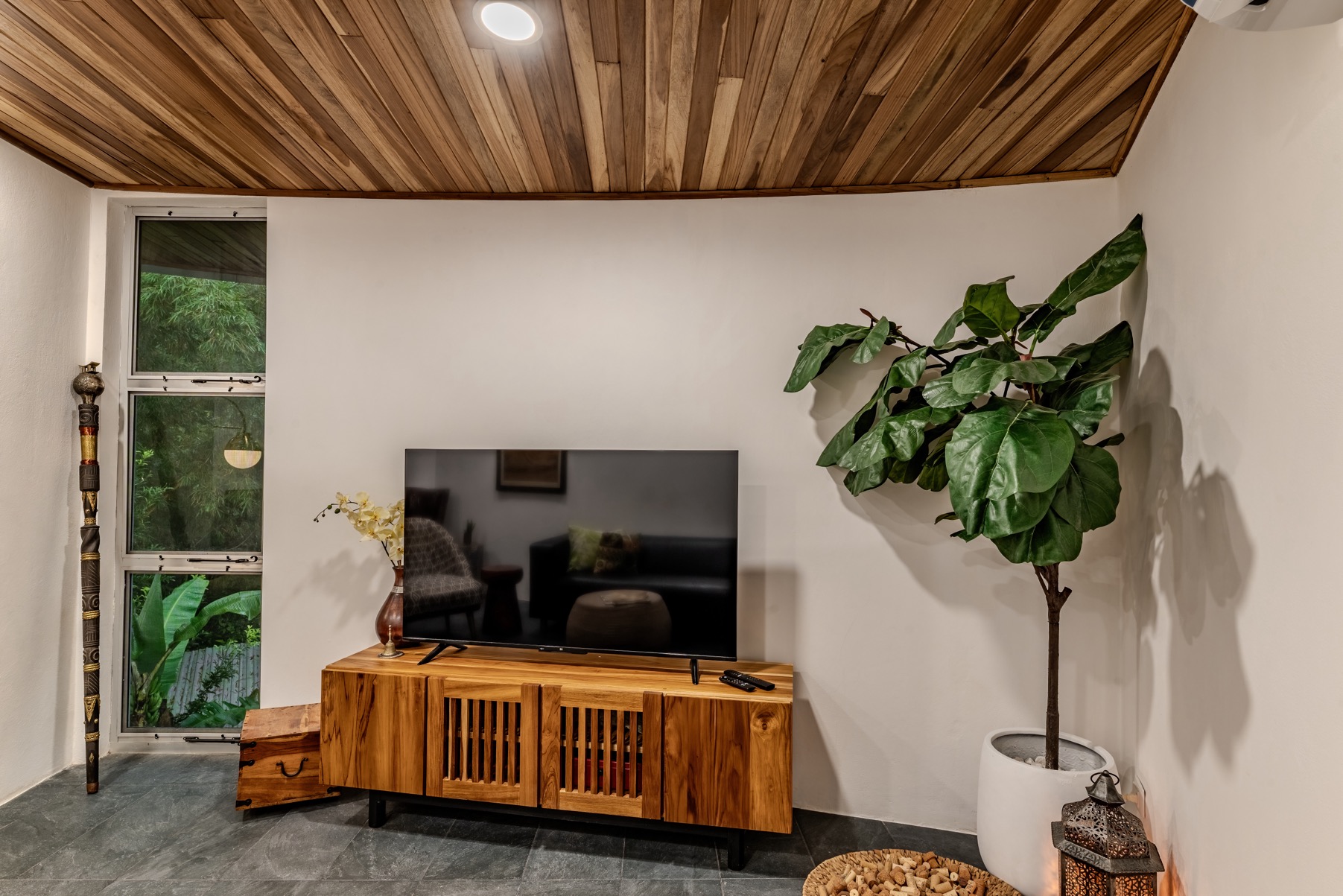 The Glass House: A Luxury Home for Sale in Ojochal, Costa Rica selected
