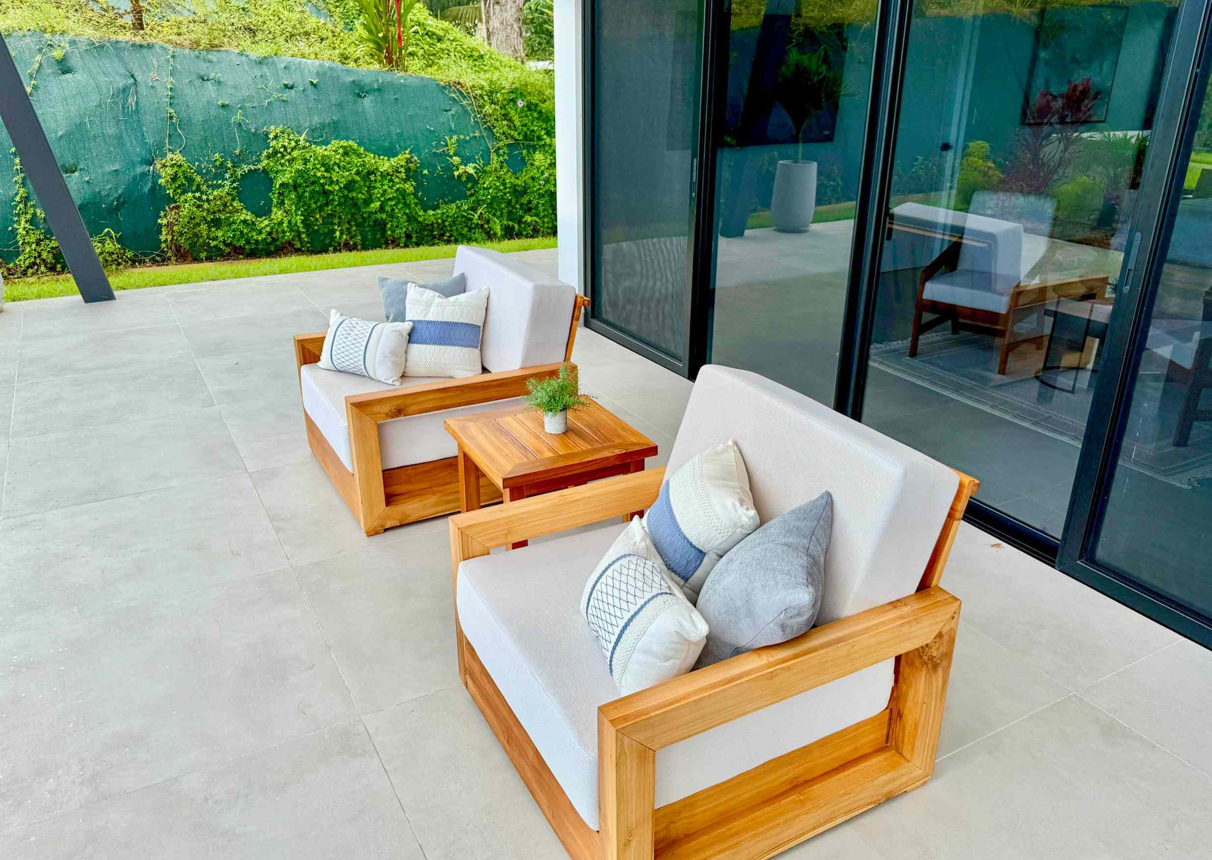 Brand New Modern Luxury 4-Bedroom Villa with Infinity Pool and Panoramic Ocean Views in Tawal selected