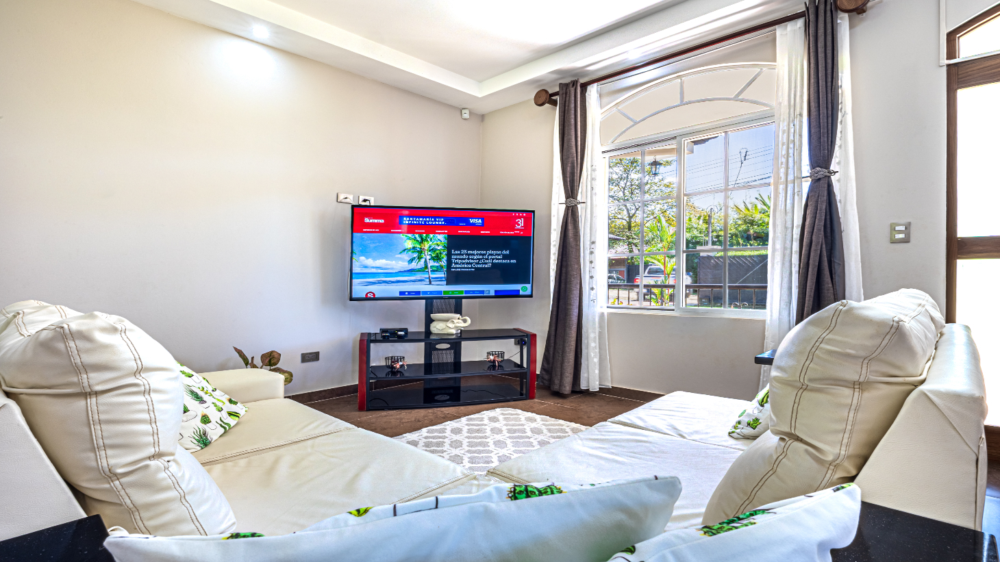 5-Bedroom Residence in Prime Uvita Location selected