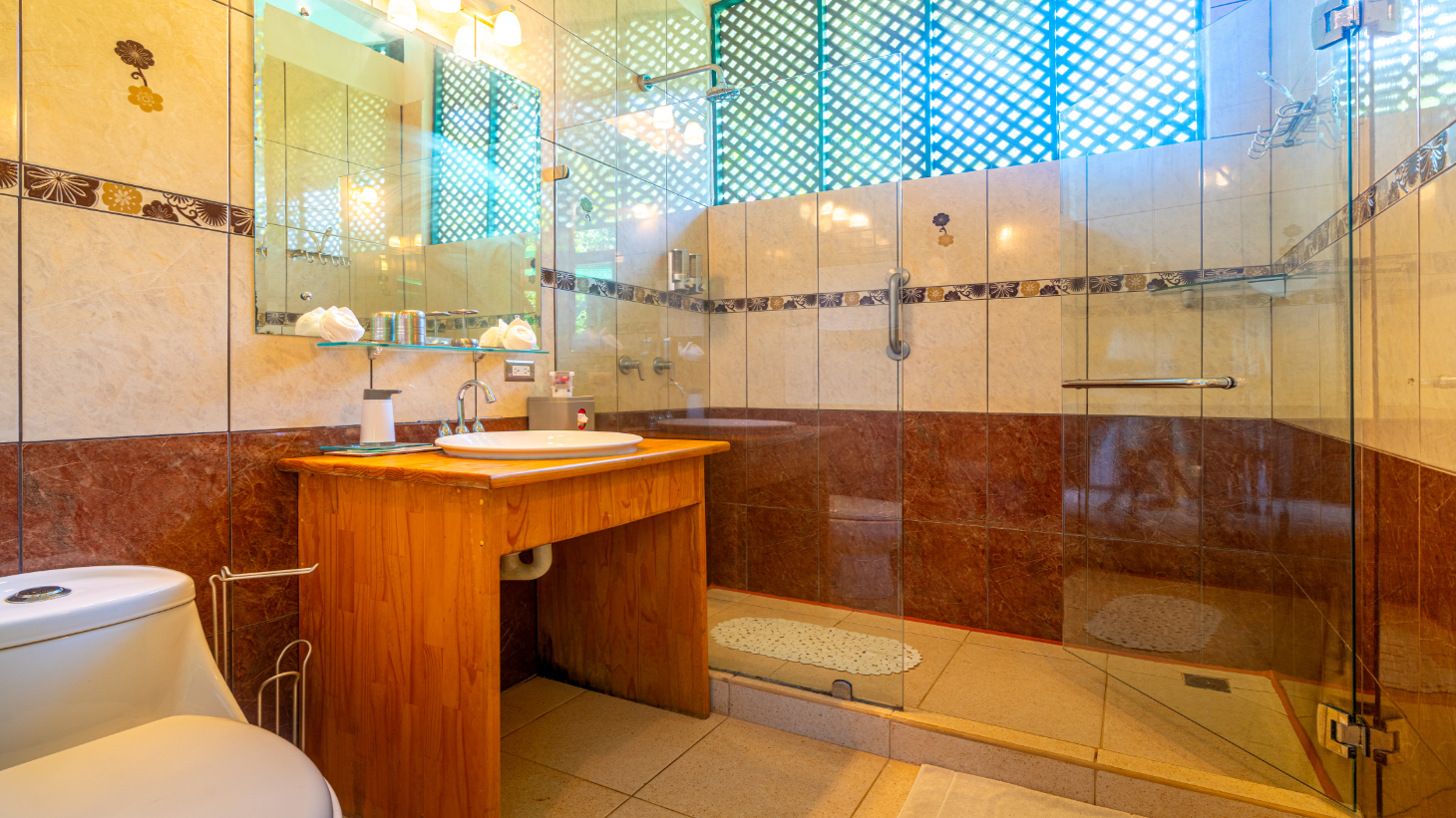 Yaba Chigui, Turnkey Riverside Eco-Resort or Private Family Compound in Ojochal selected