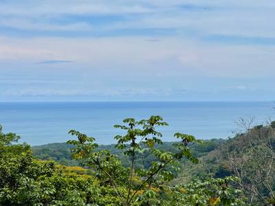 Charming Ocean View Home with Expansion Potential in Lagunas image 3
