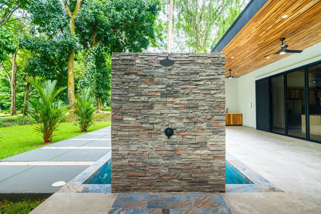 Modern Jungle Retreat in Costa Rica’s Southern Zone selected