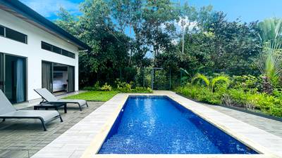 Modern 3BR Home in Highly Desirable Gated Community in Ojochal Costa Rica image 4
