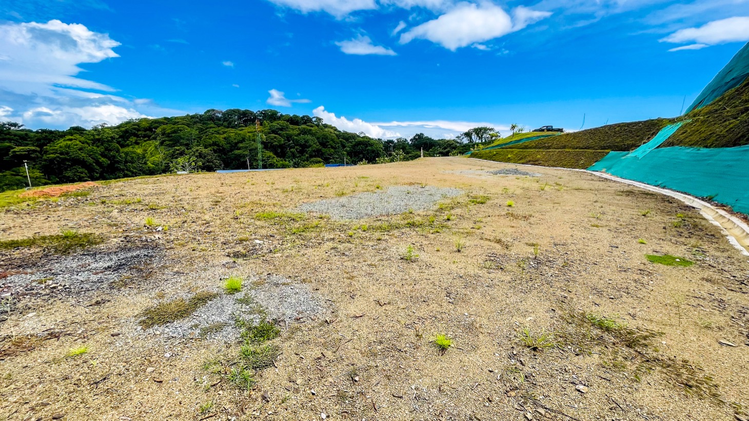 Prime Commercial Development Opportunity with Multiple Building Sites selected