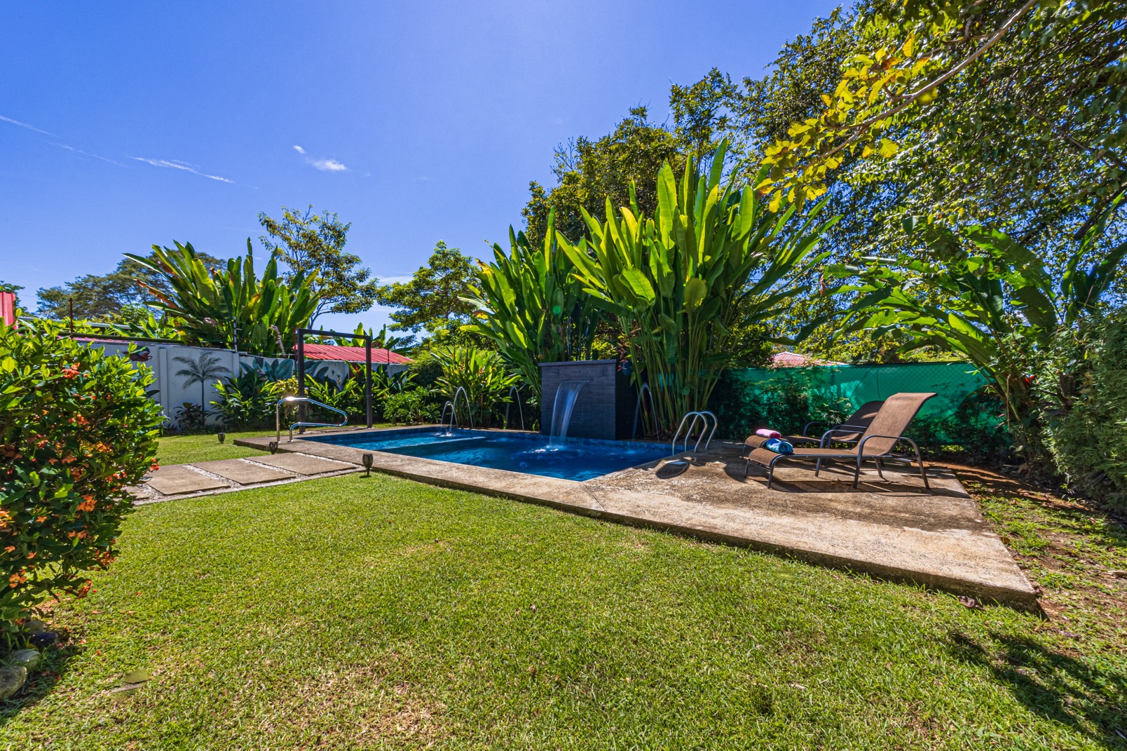 Tropical Modern Pool Residence Minutes from Marino Ballena National Park selected