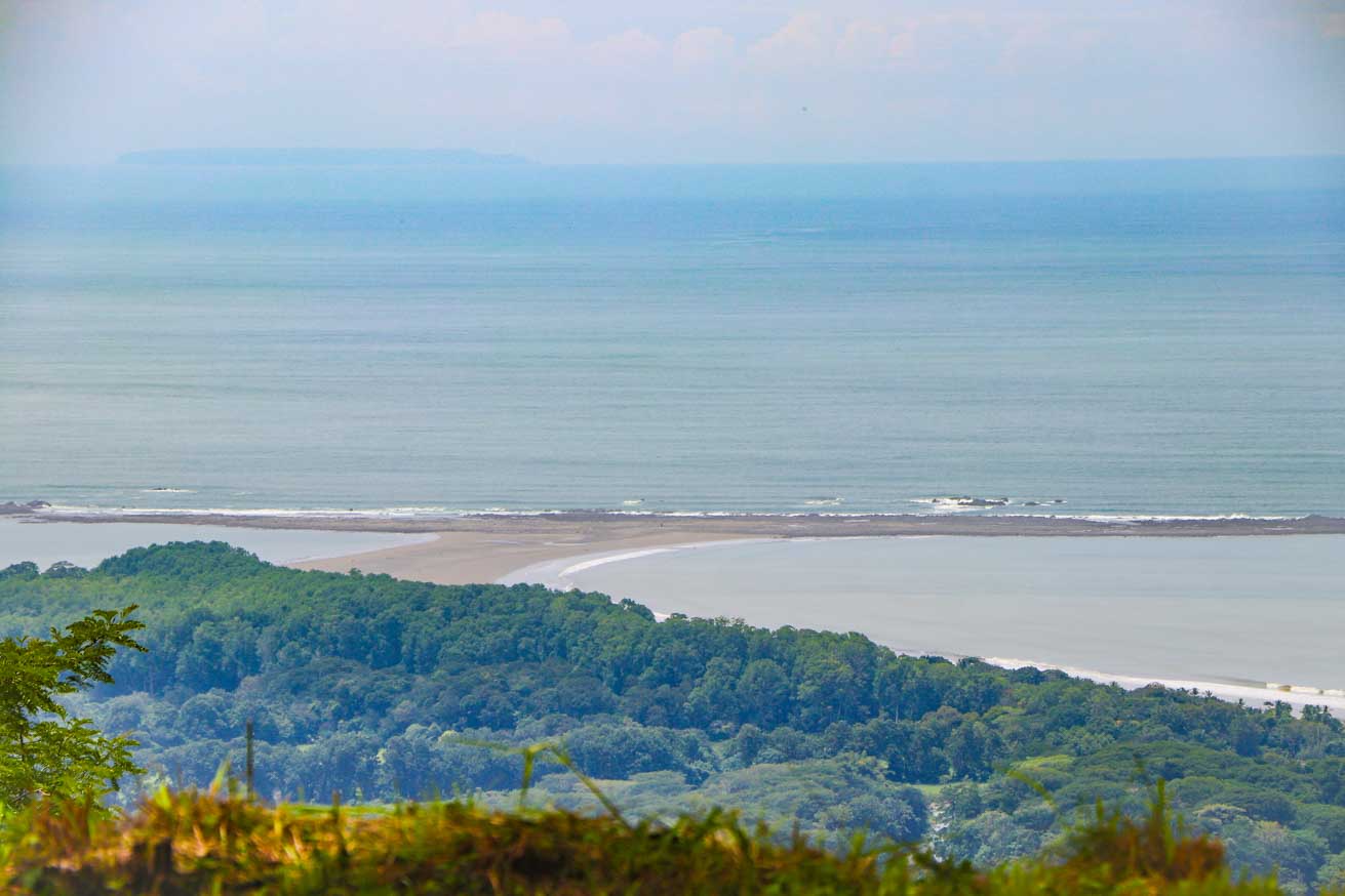 Large Uvita Lot with Whale’s Tail Ocean Views, Sunsets & Legal Water – Ready to Build selected