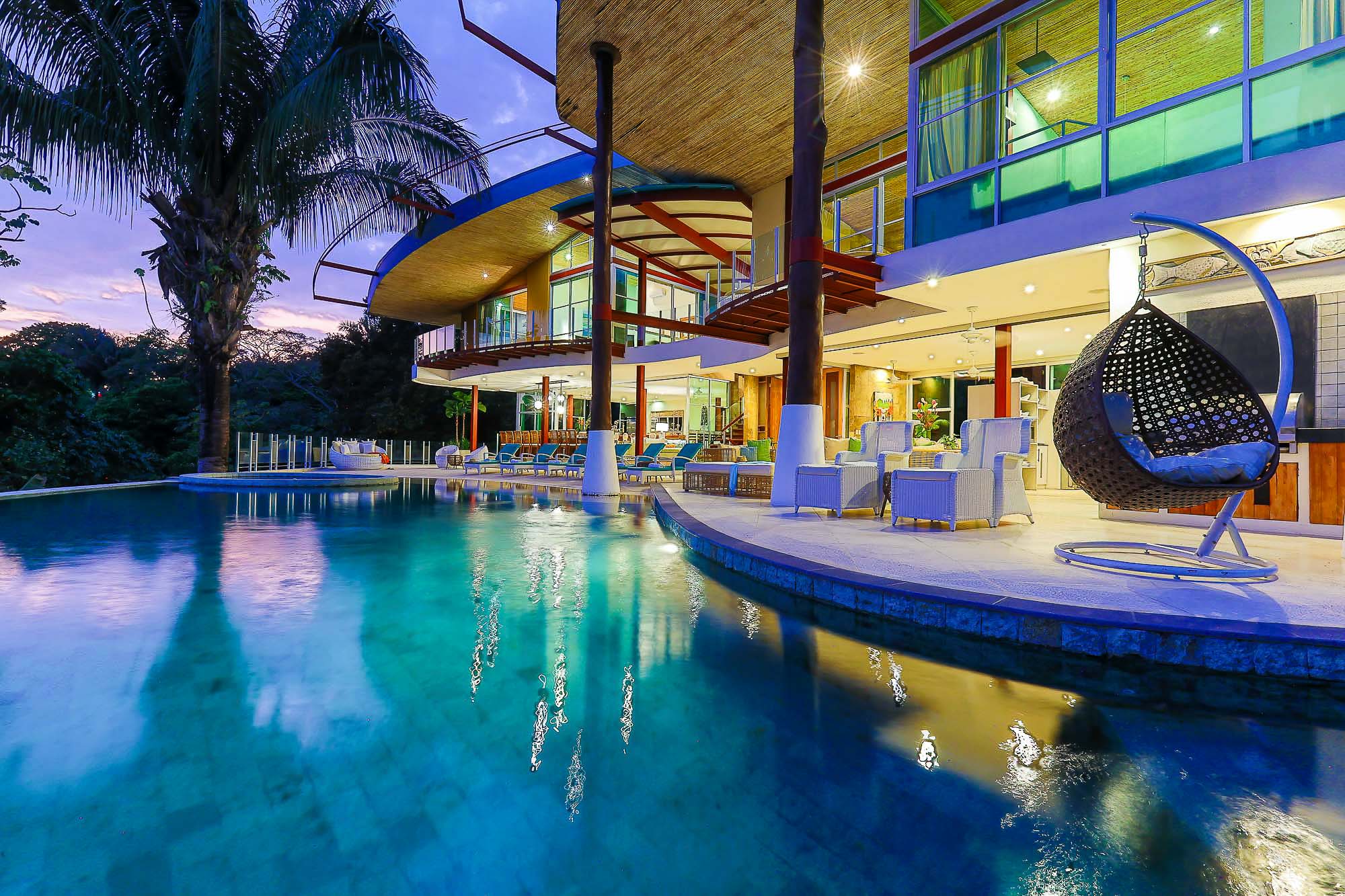 Luxury Mountain & Ocean View Villa in Manuel Antonio selected