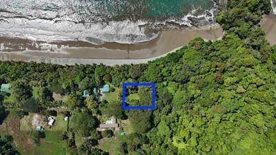 Rare Beachfront Lot Privately Located in Ballena Beach image 2