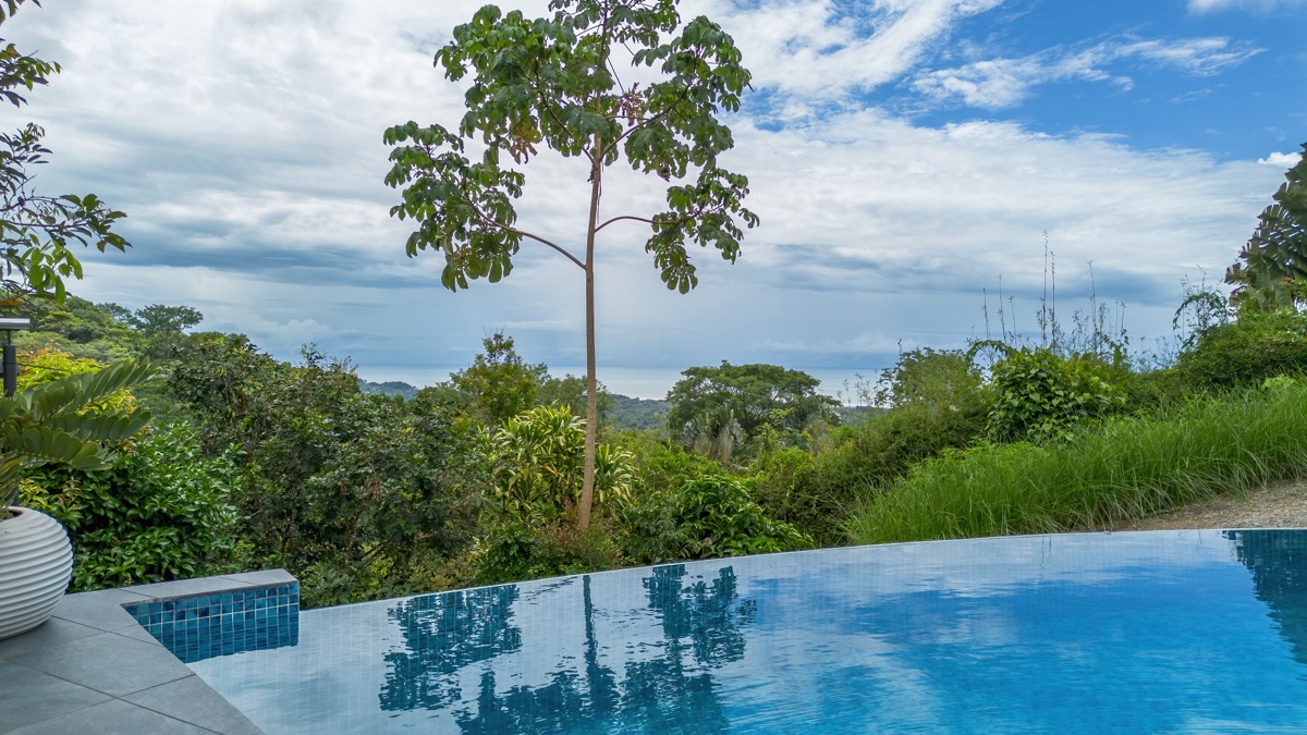 The Glass House: A Luxury Home for Sale in Ojochal, Costa Rica selected