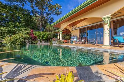 Oceanview Home with Guest House in Costa Verde image 4