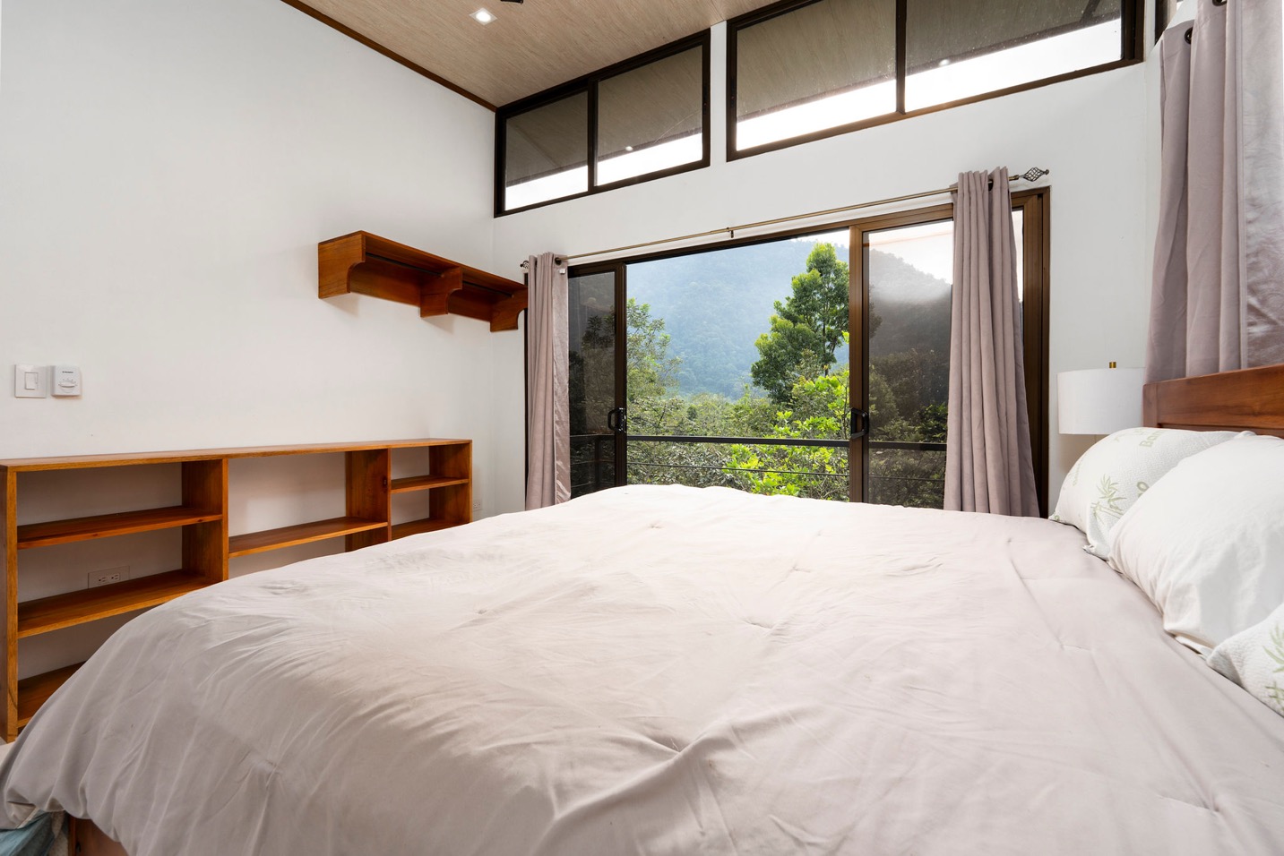 Two Modern Homes with Mountain View, Creek Access, and Multiple Building Sites in Tumbas, Tinamastes selected