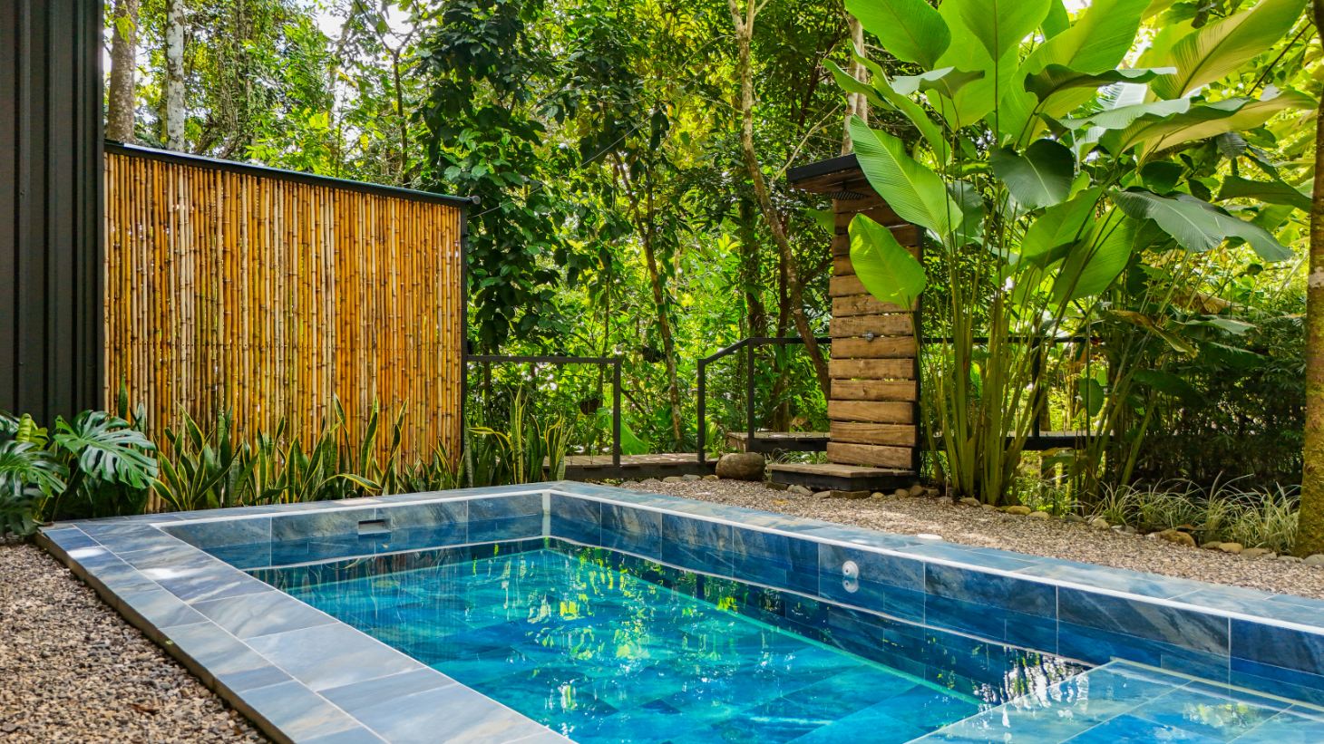 Turn-Key Luxury Boutique Jungle Bungalows + Build-Ready Expansion site – Profitable Airbnb in Ojochal selected