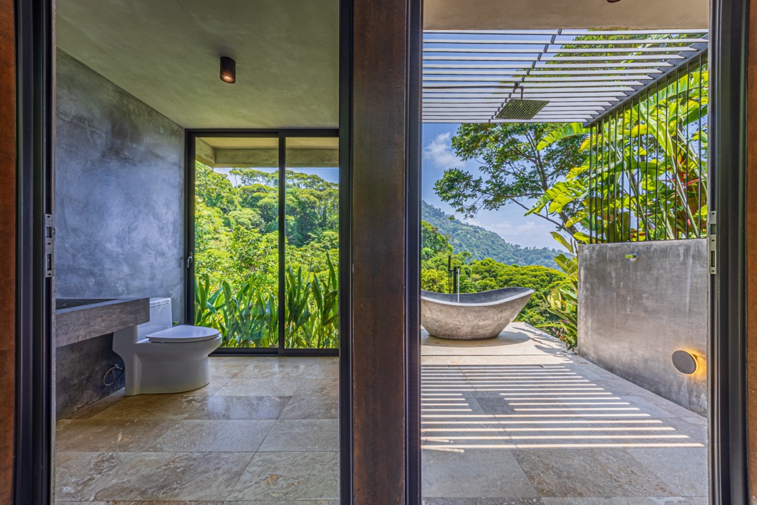 Modern Architectural Masterpiece in Costa Rica’s Southern Pacific selected