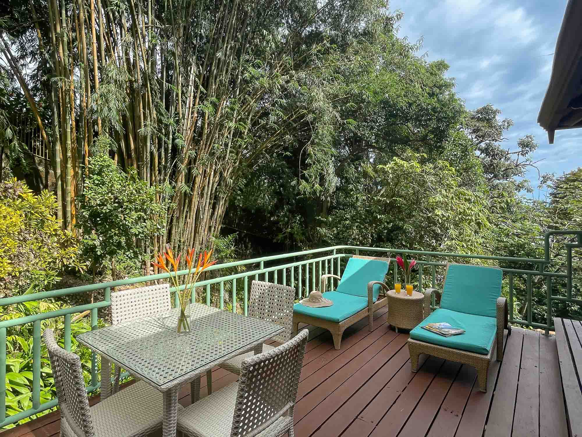 Casa Vista Azul: A Signature Luxury Estate in the Heart of Manuel Antonio selected