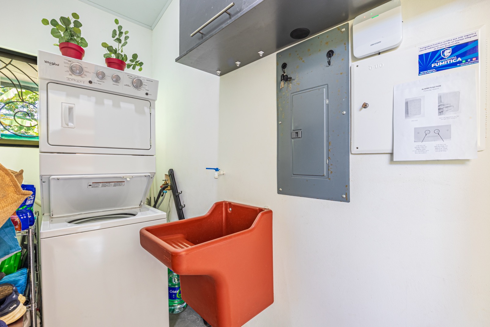 Tropical Modern Pool Residence Minutes from Marino Ballena National Park selected